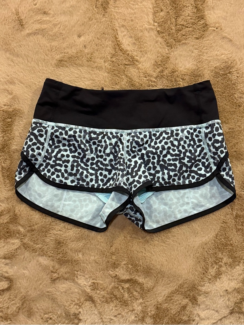 Lululemon Run: Speed Short *Block-It Pocket 4 Way Stretch 4 XS GUC Blue Black